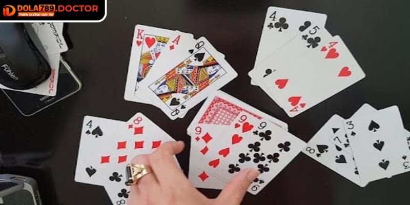 Mậu Binh DOLA789: Nơi kỹ năng chiến thuật quyết định kết quả 3 Quan sát kỹ để lựa chọn chiến lược phù hợp trước khi tham gia